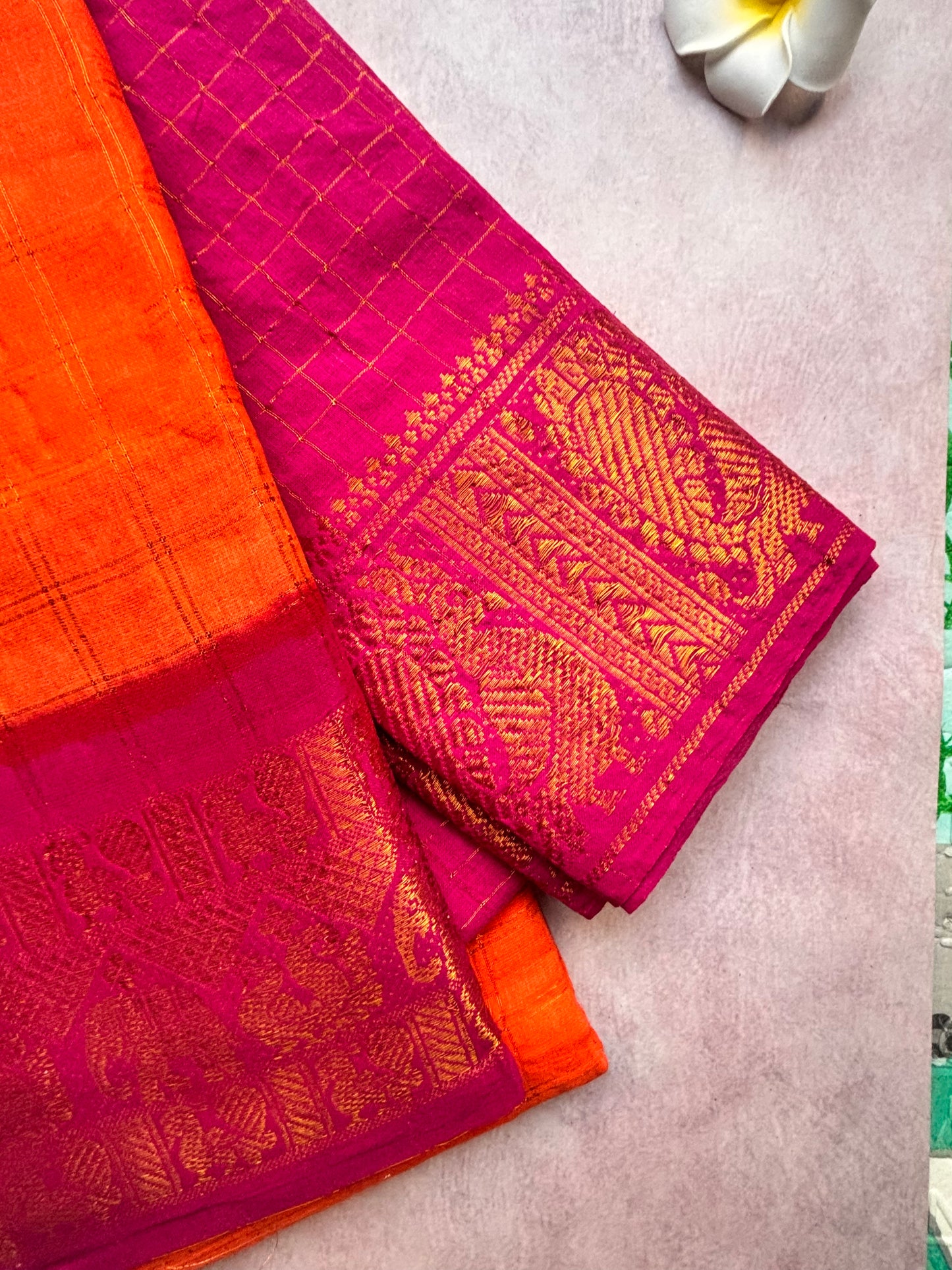 Carrot Orange Kattam Sungudi Cotton Saree with Pink Border