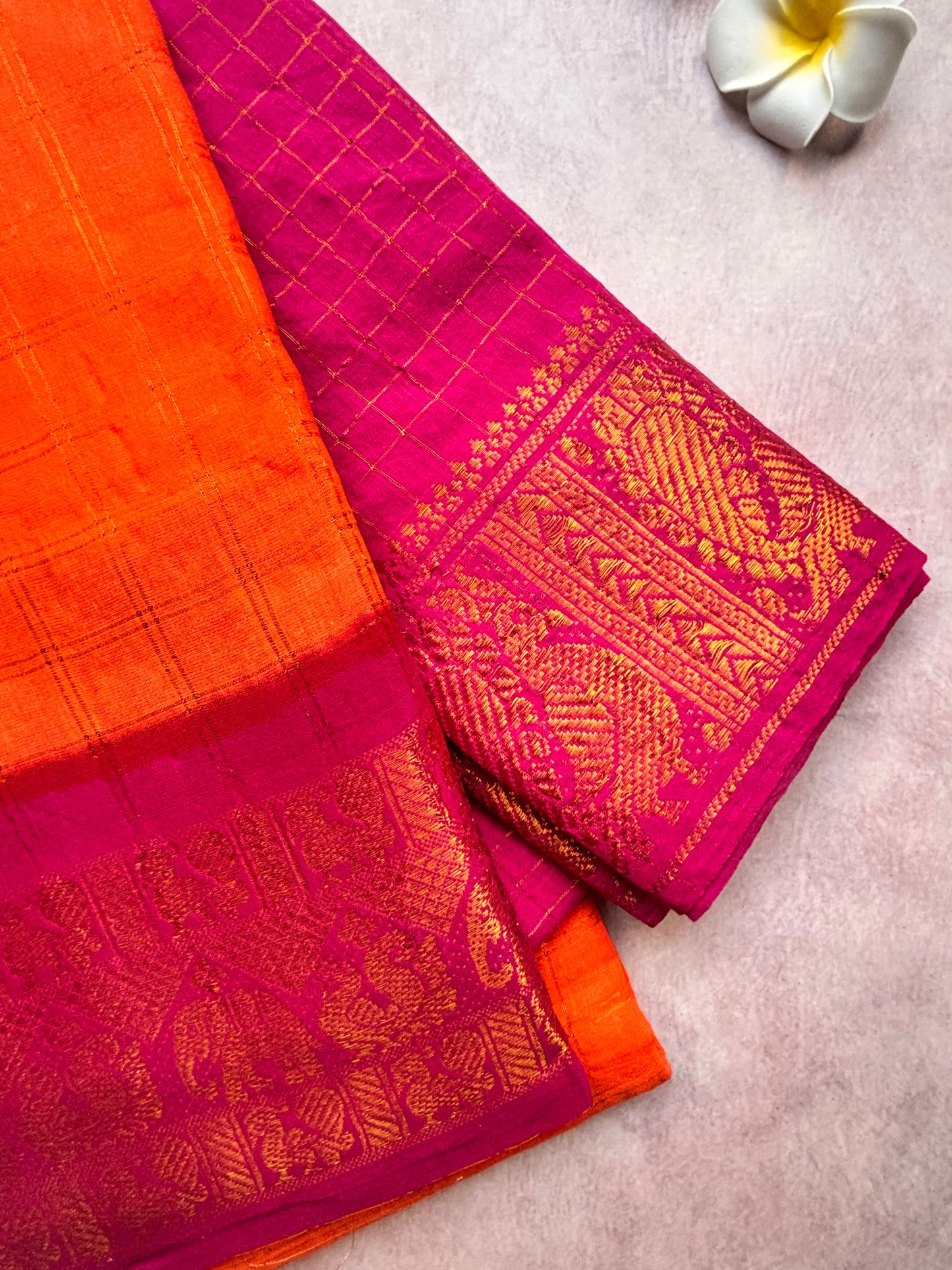 Carrot Orange Kattam Sungudi Cotton Saree with Pink Border