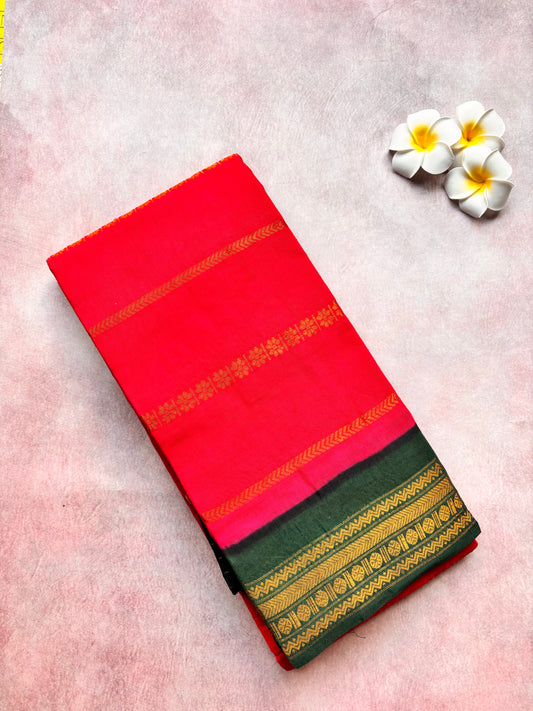 Rani Pink Velthari Sungudi Cotton Saree with Green Rudraksha Border with blouse