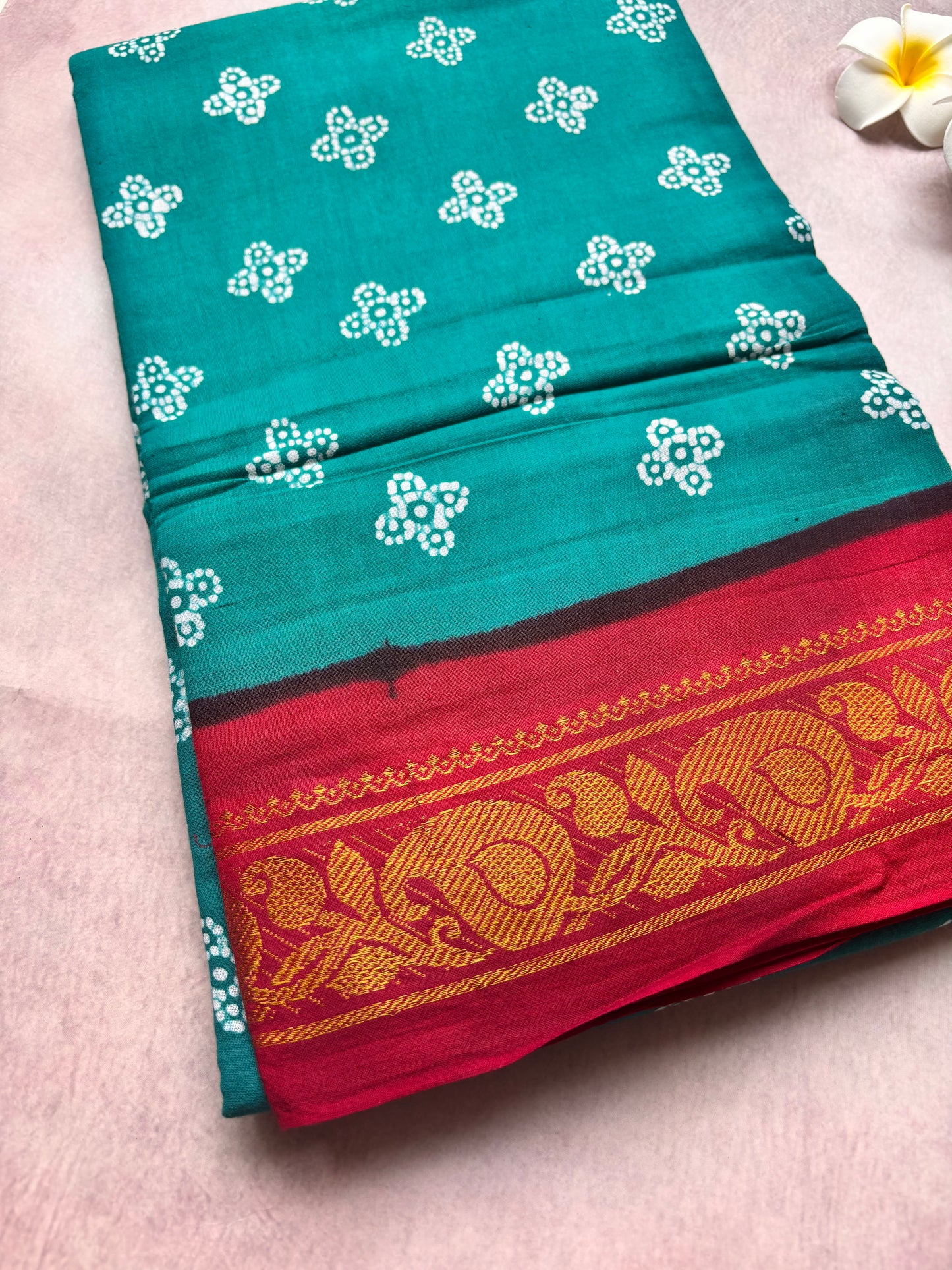 Madurai Sungudi Cotton Saree - Teal Batik with Rich Red flower Border - Authentic Soft Sungudi Cotton Saree